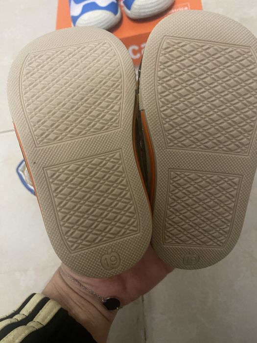 Лот обувчици за прохождане