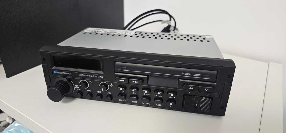 Blaupunkt Bremen SQR 46 DAB, player auto ca nou