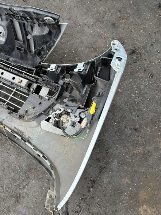 Bara fata Peugeot 207