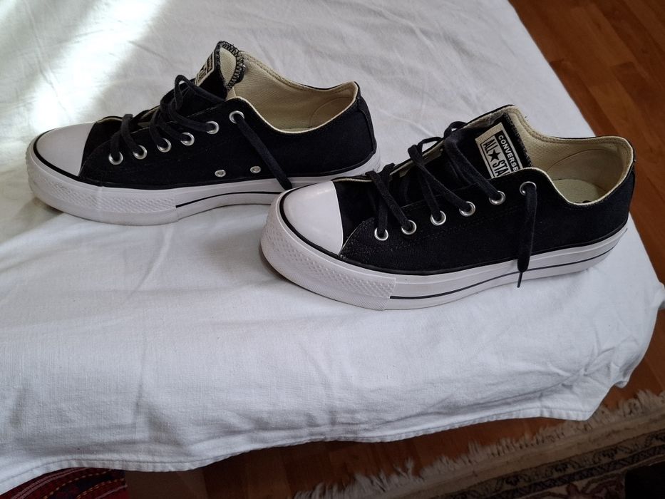 Tenesi Converse Women