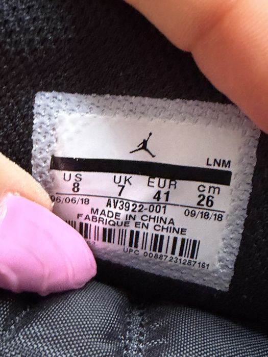 Оригинални кожени маратонки Jordan Legacy 312 „! 41