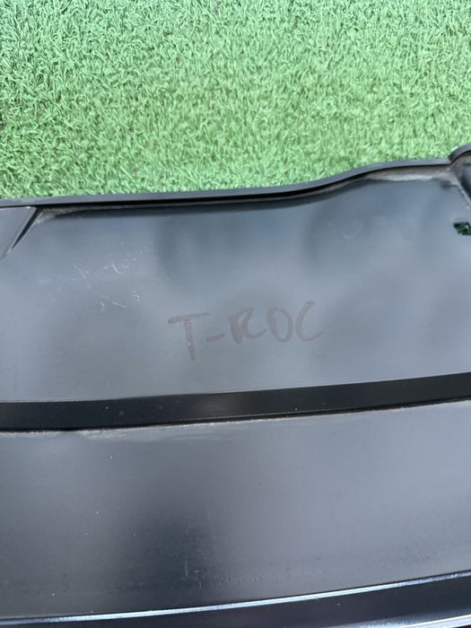 Grila originala centrala vw volkswagen T-roc 2017-2020