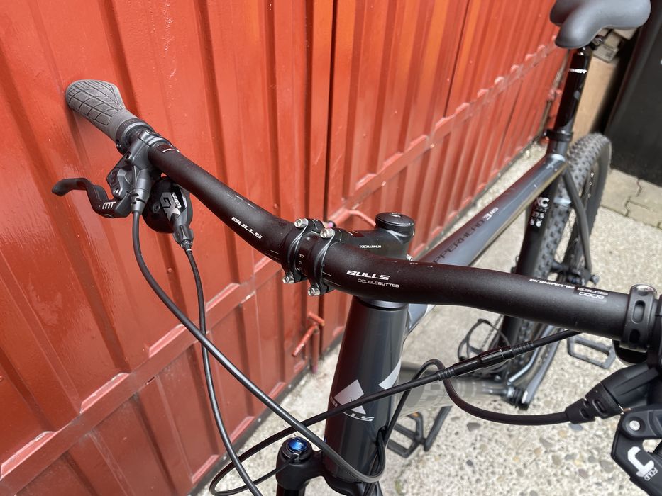 Bicicleta MTB  27,5-er 1x12 frane hidraulice Fox Air