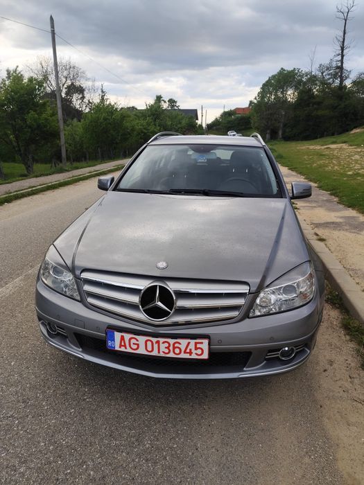 Vând Mercedes Benz c class 180 cdi