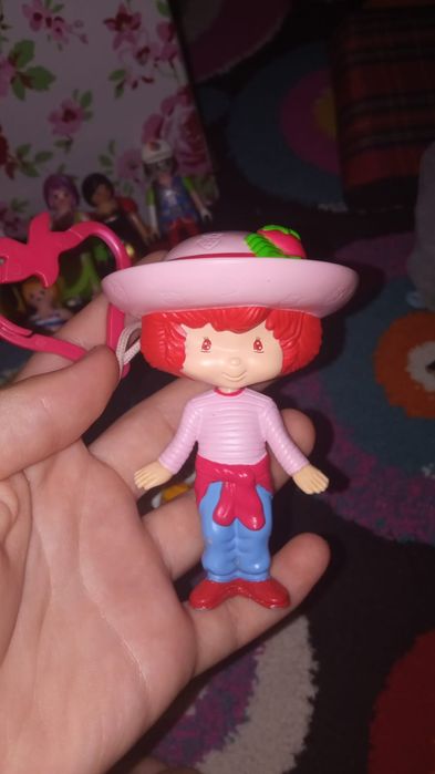 Figurină/breloc Căpșunica ediție limitată