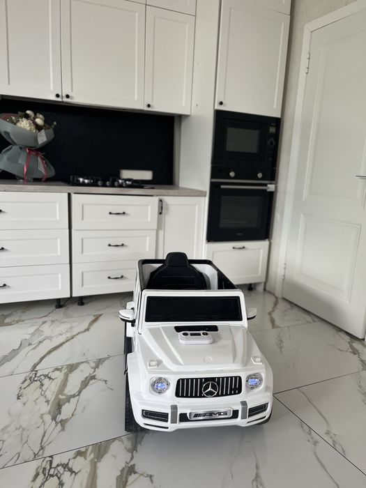 Машина детская Мерседес