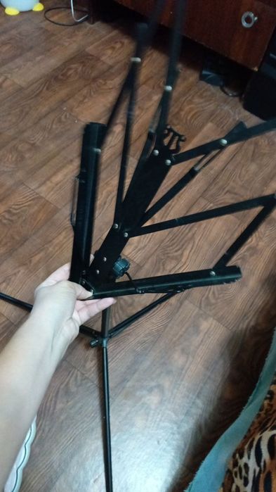 Продается подставка для нот новая