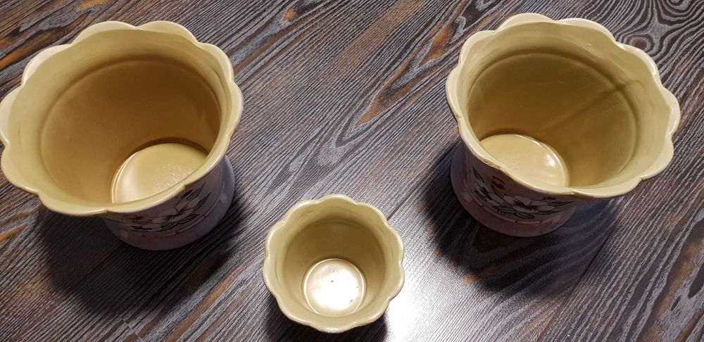 Ghiveci masca cu decoratiuni florale