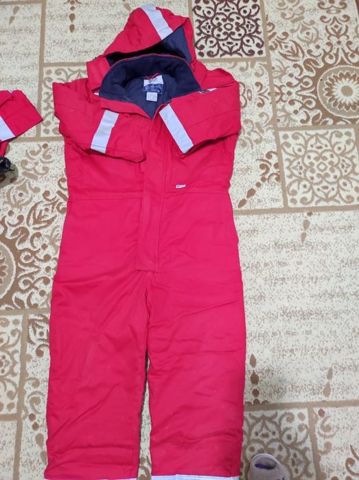 Продается Спецодежда новая