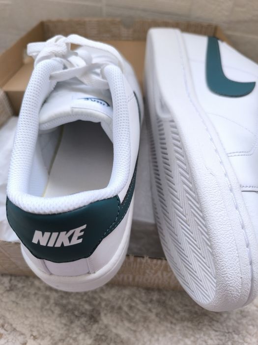 Adidași Nike/Yonex/Asics  Piele Noi