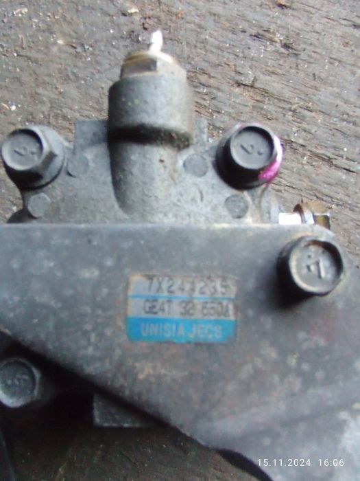 Насос ГУРа mazda птичка 626