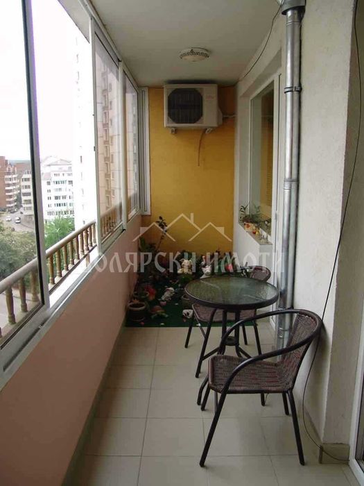 Дава се под наем Тристаен апартамент в Велико Търново, Колю Фичето - 75 кв.м за 448.8 € - Снимка #7