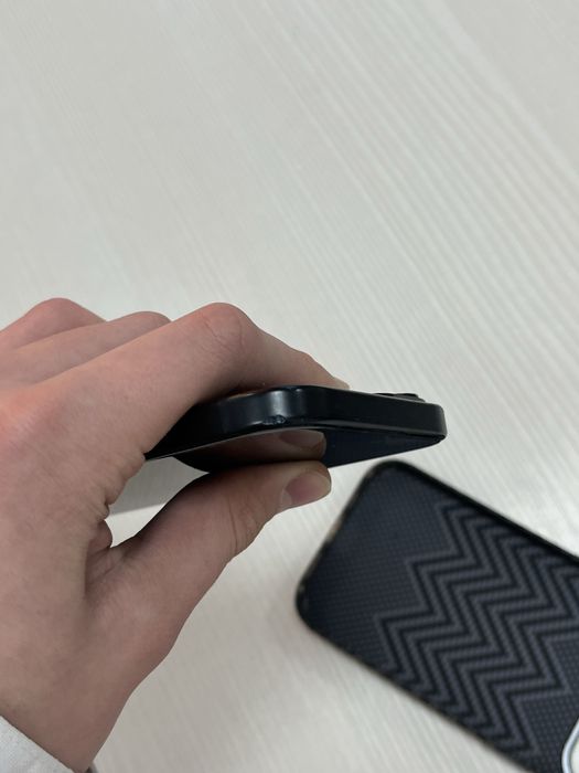 iPhone 15 в хорошем состоянии