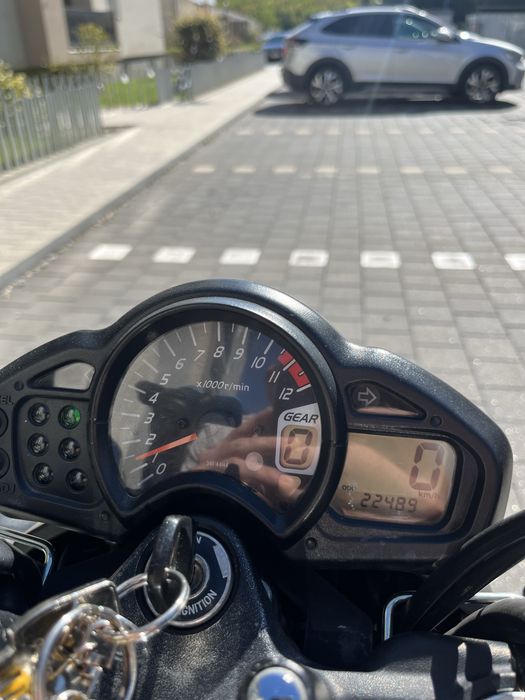 Suzuki Gladius SFV 650 ABS – 2014 – A2 – 22.489 km