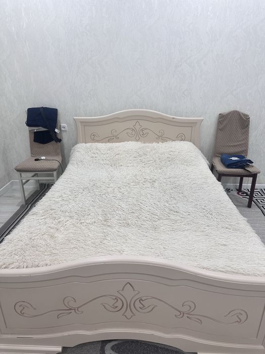 Кровать двуспальная