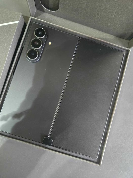 Samsung Z fold 7 12/256gb Чисто нови!