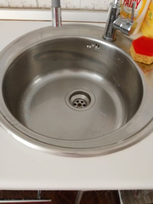 Продам кухонный гарнитур на ножках