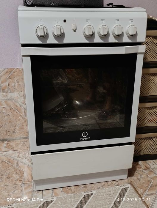 Печка на газ intezit.не разлепила от нова