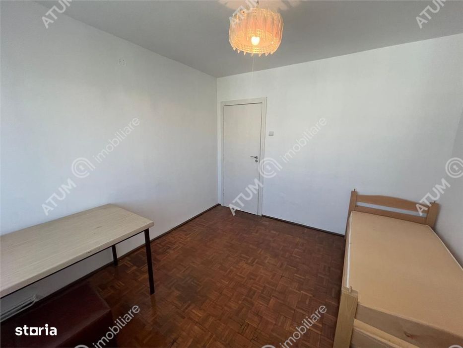 Apartament 3 camere si balcon situat in zona Dioda din Sibiu