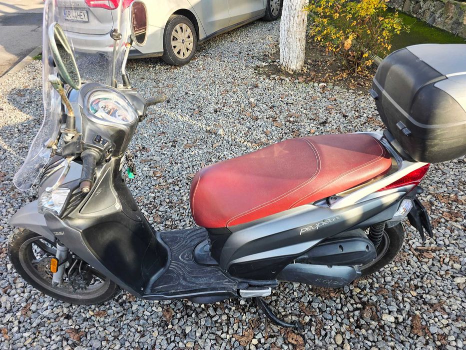 Scuter Kymco People One 125i Ca Nou - TVA Deductibil