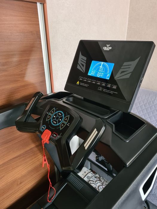Беговая дорожка "GRAND-FITNESS"