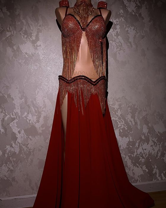 Arabiski kastyum. Arabcha raqs kiyimi