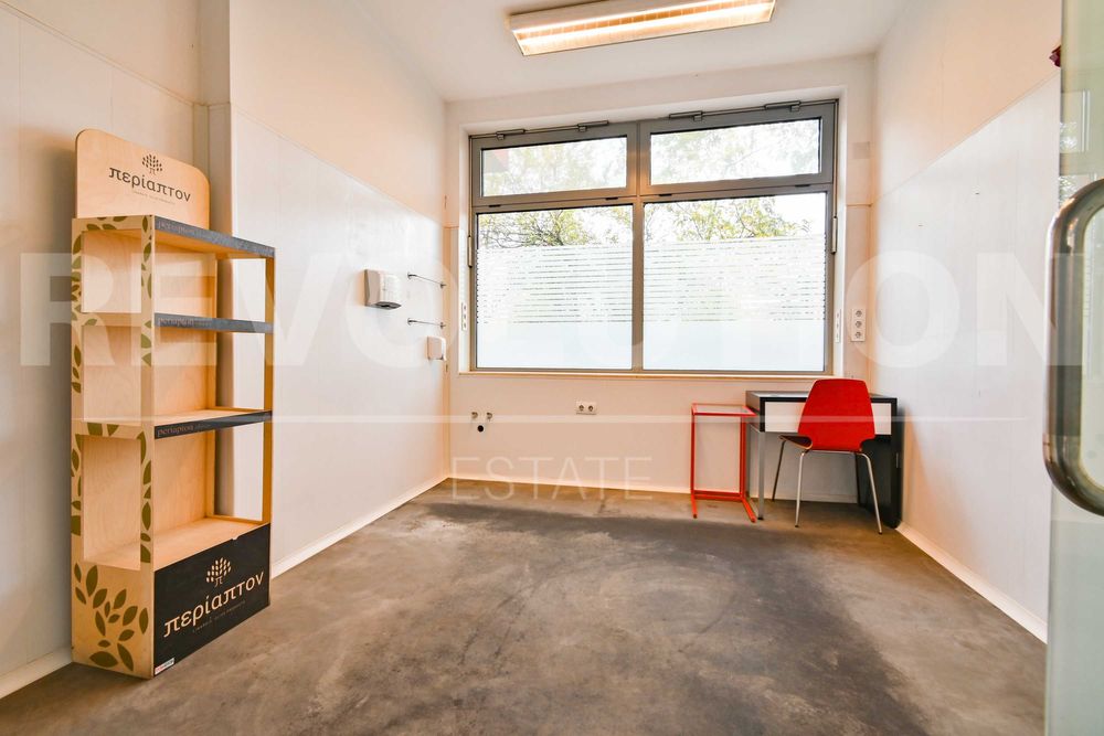 Продава се Магазин в София, Витоша - 170 кв.м за 2206 €/кв.м - Снимка #4