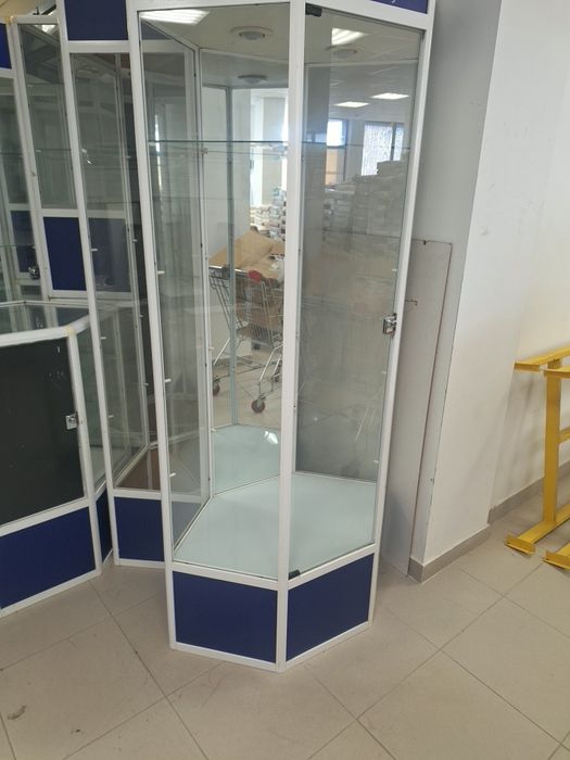 Витрина стелажи  продам бу