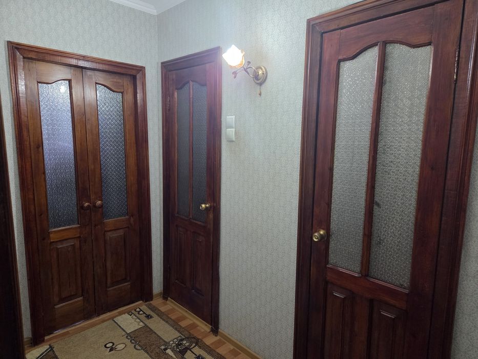 Срочно недорого продам деревянные двери