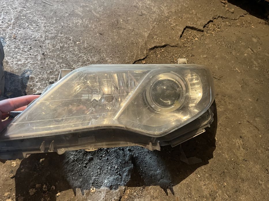 продам фары камри 50 америка LE XLE