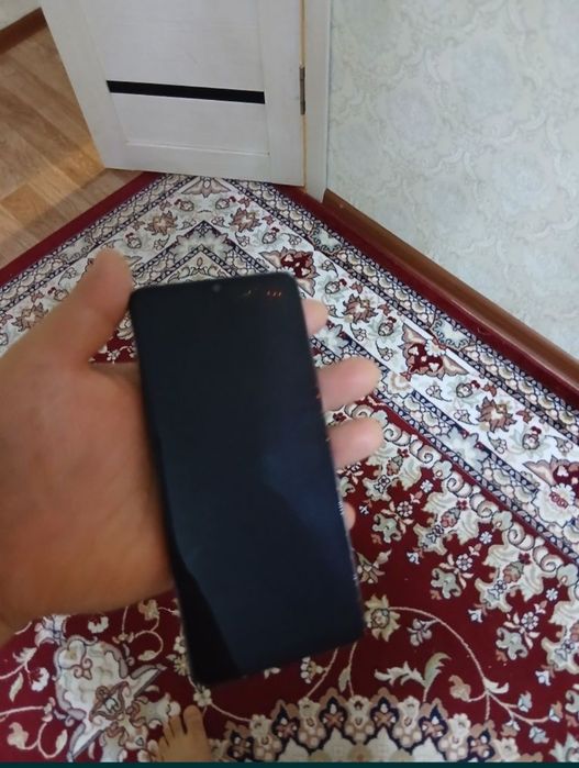 Samsung Galaxy A32 в черном цвете