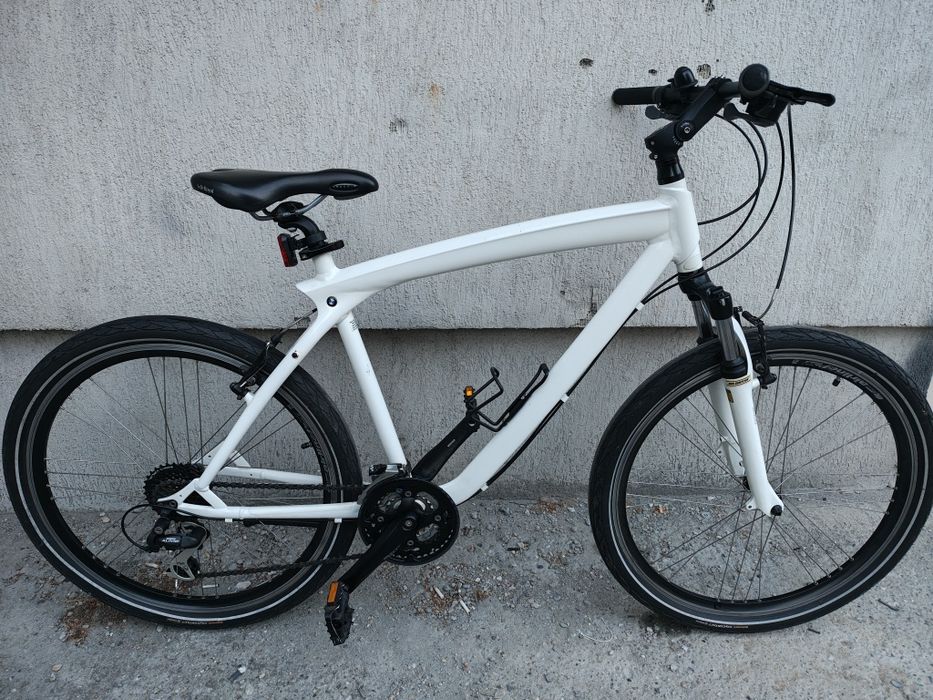 Bicicleta BMW 26 zoll alb perlat marime 175-185 cm Shimano Alivio 24 viteze