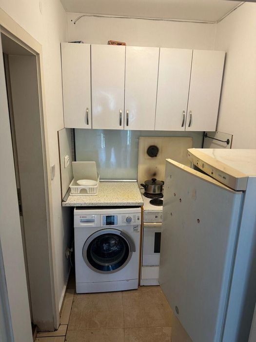 Дава се под наем Едностаен апартамент в София, Център - 35 кв.м за 448.8 € - Снимка #2