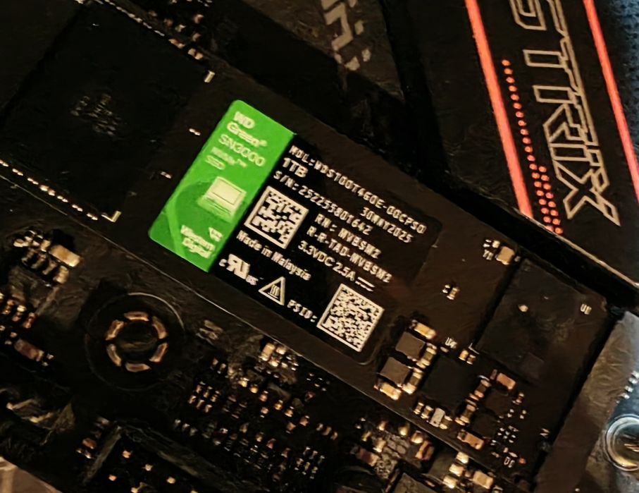 1TB WD NVMe pci 4.0 x4