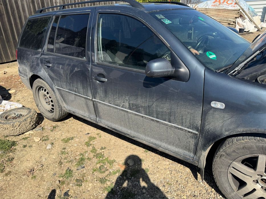 Dezmembrez vw touareg golf 4 5 6 touran passat b5 b6 eos octavia 2