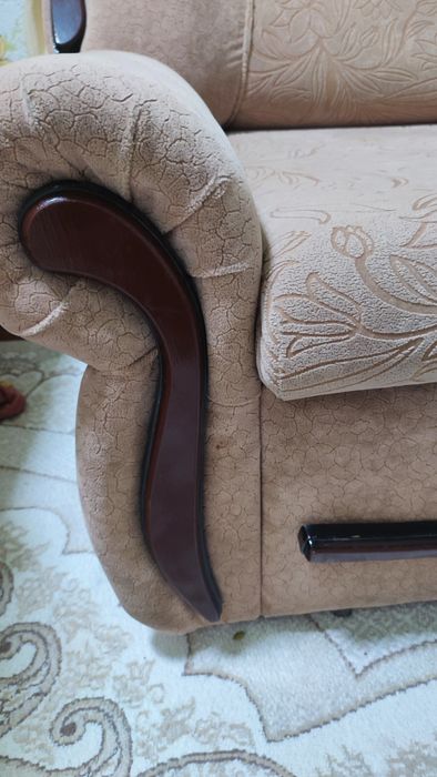 Продаю диван 3.2.1.