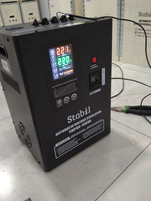 Stabilizator      стабилизатор 15 КVА  Stabil sotiladi   210$