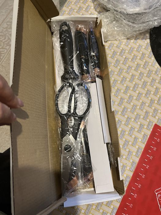 Продам набор ножей