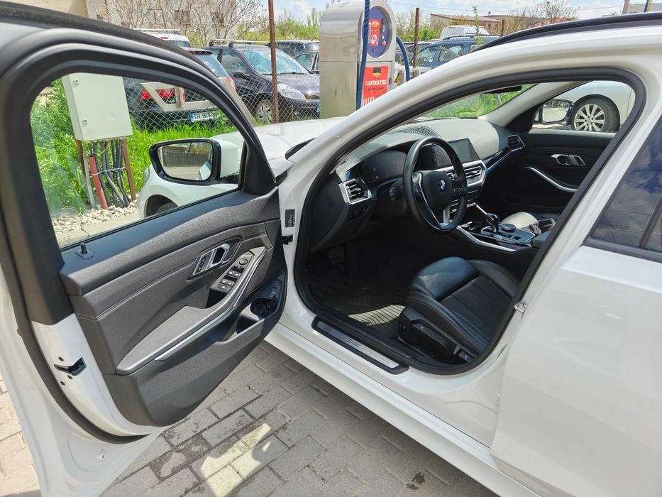 BMW Seria 3 BMW Seria 3 G21 318i Touring 2021
