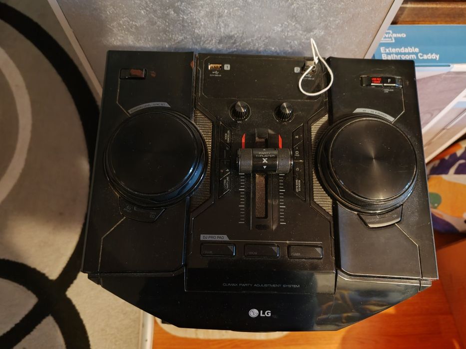 Boxa LG XBOOM OM5560.