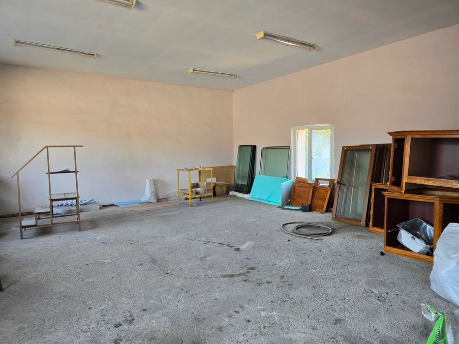 Имот за производство или складова база 2 имота в с. Церова кория