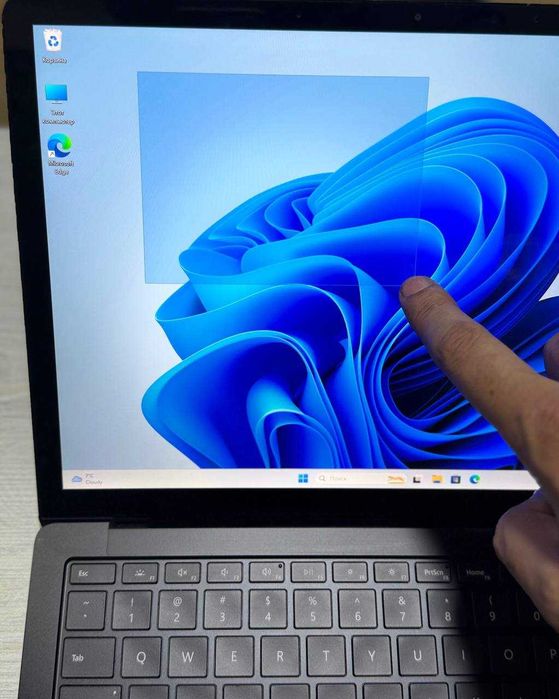 Surface Laptop 3 carbon 13.5” 2K IPS Sensor I7-1185G7 16GB/256GB NVMe