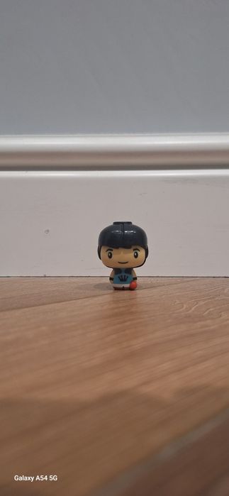 Одна из первых фигурок Knder Joy