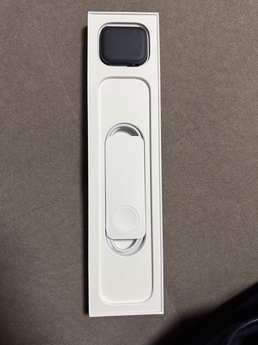 Срочно продам Apple Watch 7/45 Midnight black