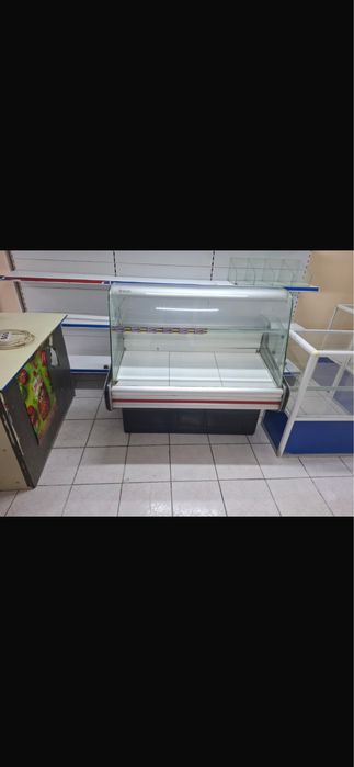 Витринный холодильник бу