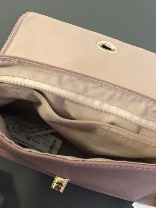 Дамска чанта