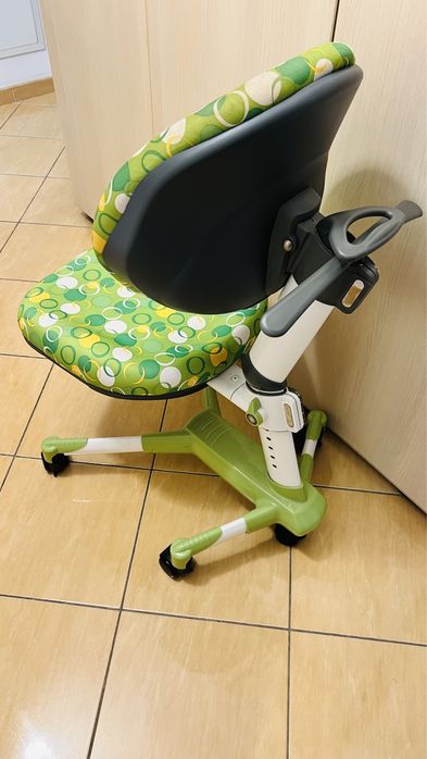 Vand scaun ergonomic Kid metal verde  Mobexpert