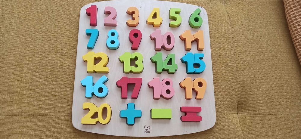 Hape - дървени цифри