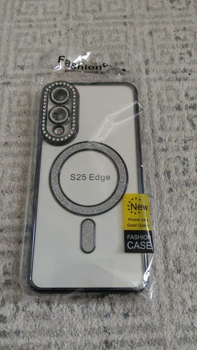 Чехлы на Samsung Galaxy S25 Edge