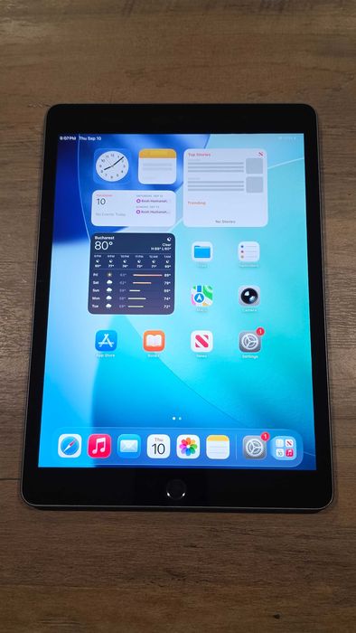 iPad generația 9 de 64 GB